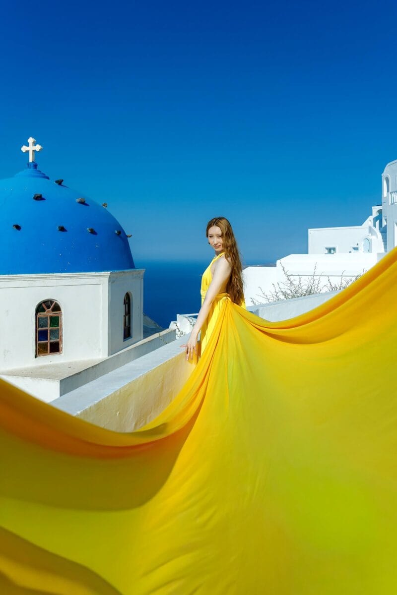 Your Flying Dress Photoshoot in Santorini – Imerovigli | Be Local Your Flying Dress Photoshoot in Santorini – Imerovigli | Be Local