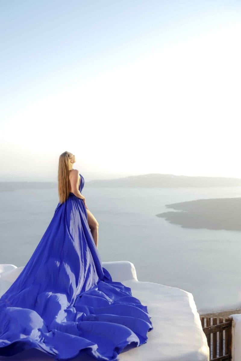 Your Flying Dress Photoshoot in Santorini – Imerovigli | Be Local Your Flying Dress Photoshoot in Santorini – Imerovigli | Be Local